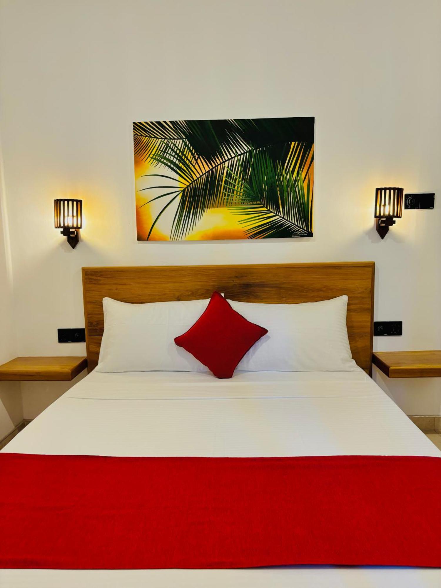 Breeze Bay Villa Dikwella Exterior foto