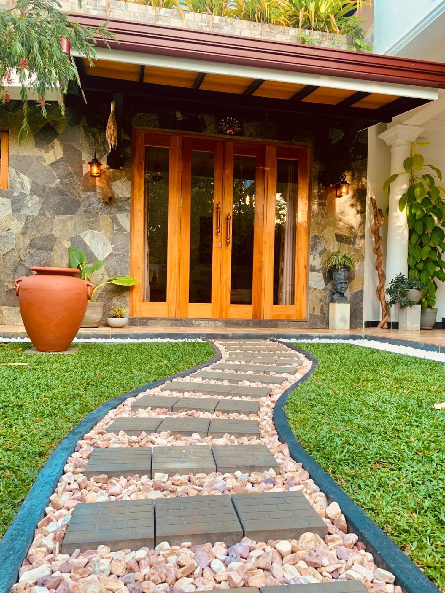 Breeze Bay Villa Dikwella Exterior foto